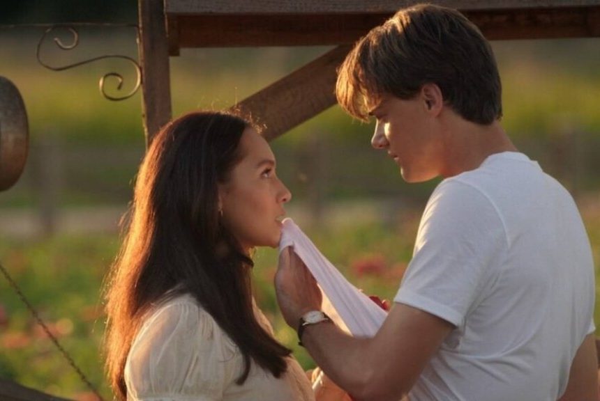 Las películas que adaptan los éxitos de literatura romántica aburren porque obvian lo más importante: el sexo